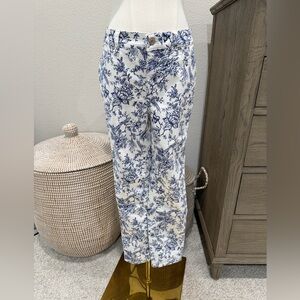 Talbots Women's Slim Ankle Jean Bird Rollie Print Size 4